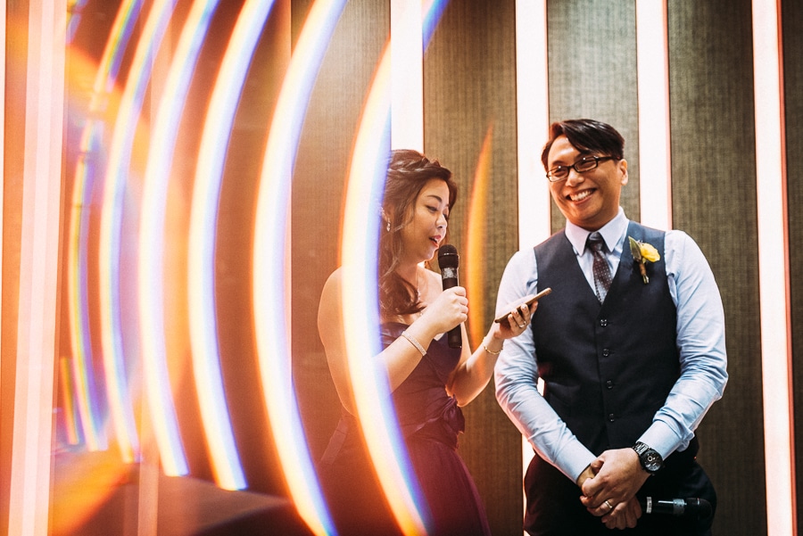 bride and groom speech at si chuan dou hua restaurant uob plaza singapore wedding